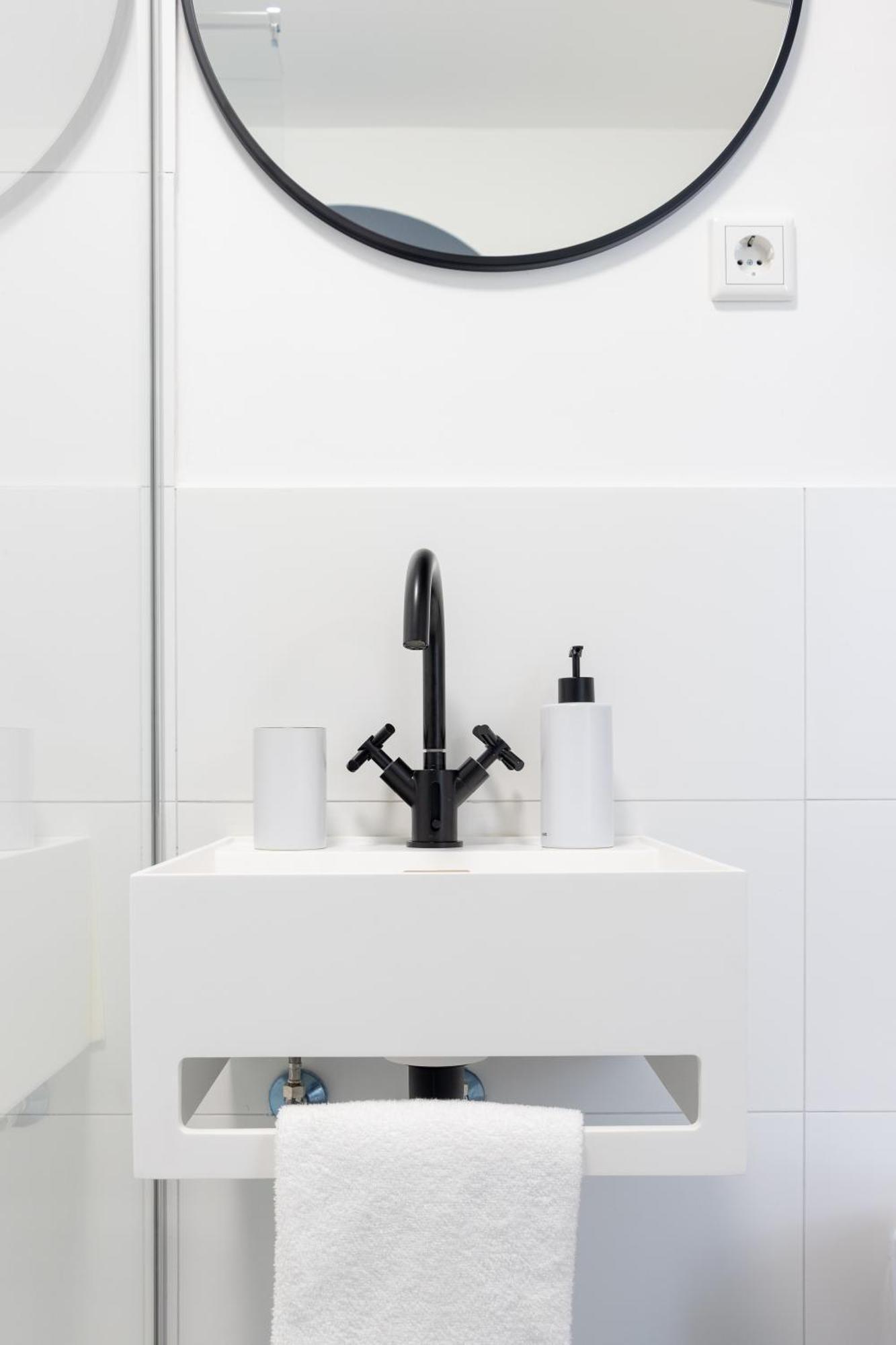 Zzzpace Smart-Hotel Krefeld Bagian luar foto